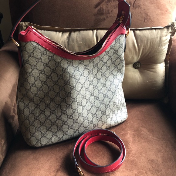 Gucci GG Supreme Convertible Hobo - Picture 3 of 7